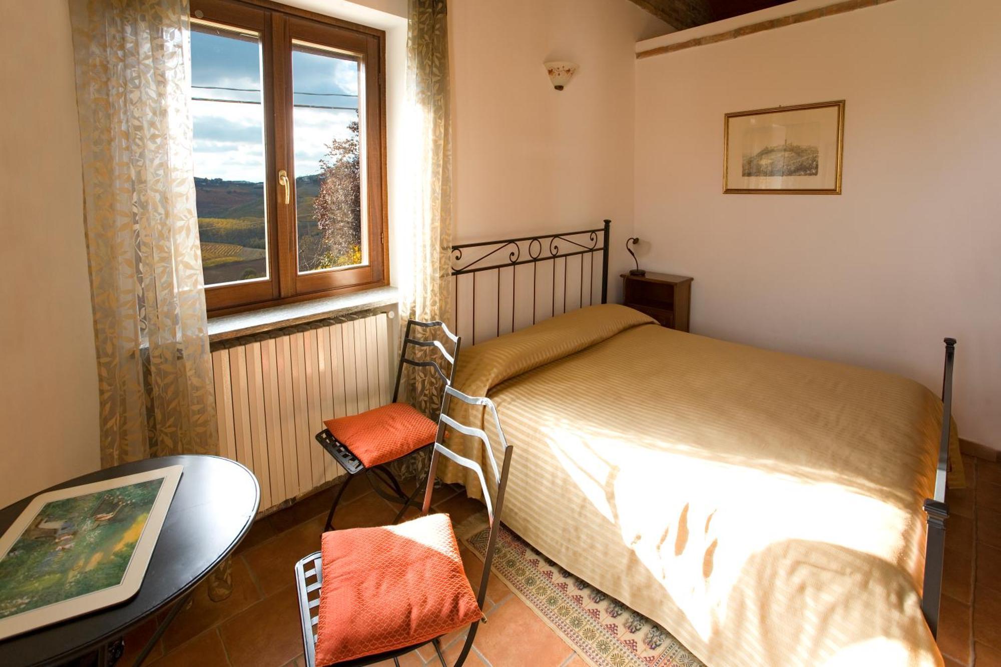 Agriturismo Antichi Poderi Gallina Neive Eksteriør bilde