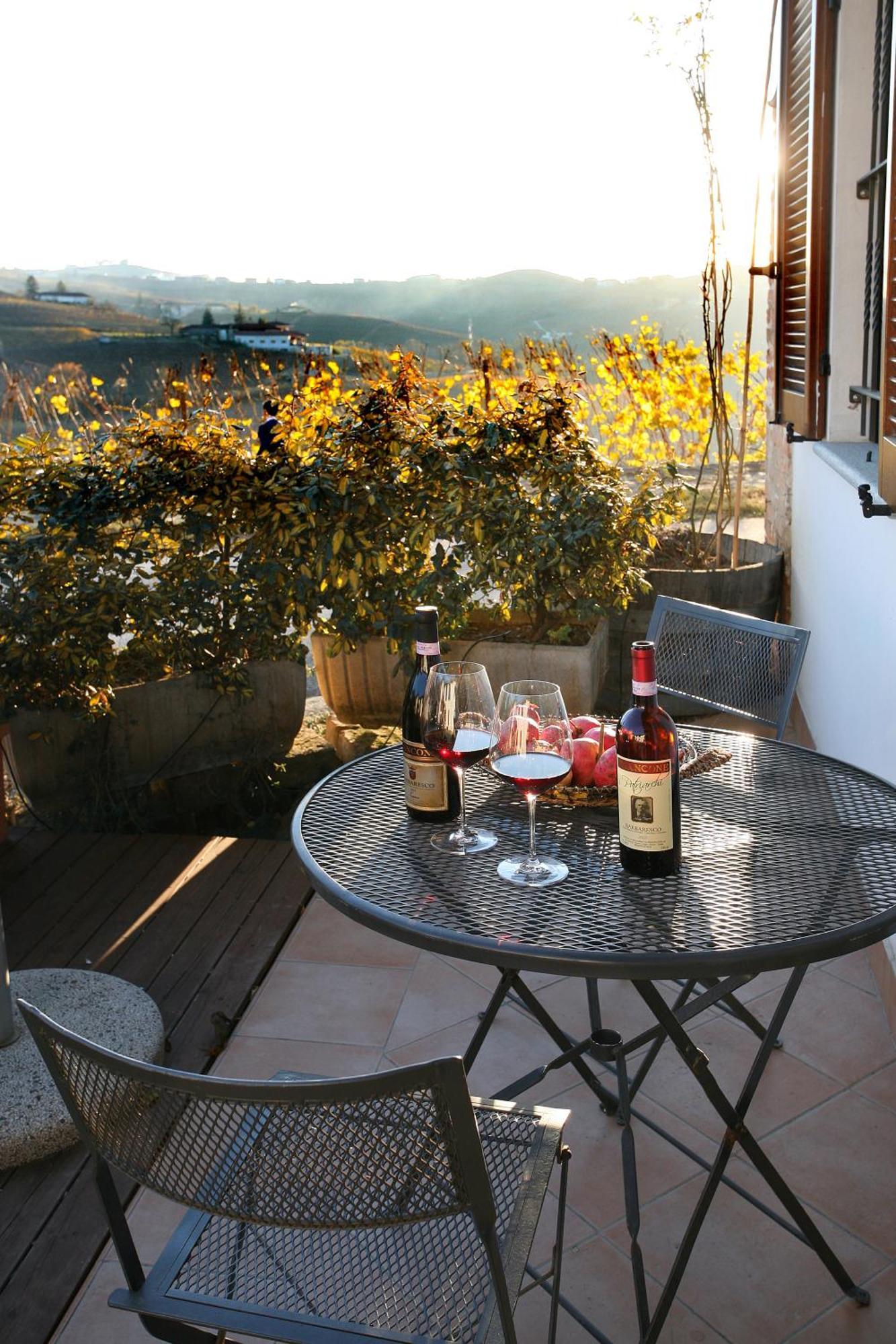 Agriturismo Antichi Poderi Gallina Neive Eksteriør bilde