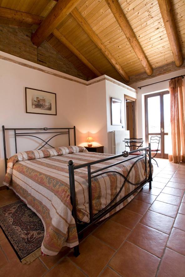 Agriturismo Antichi Poderi Gallina Neive Eksteriør bilde